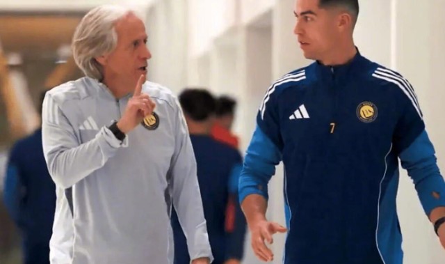 开云体育-C罗要求胜利管理层恢复引援权力，保证不受PIF干预|克里斯蒂亚诺·罗纳尔多|利雅得|利雅得胜利|转会|利雅得胜利足球俱乐部_新浪体育_新浪新闻