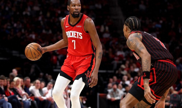 乌度卡变阵获奇效，火箭队终结3连败！一战让人不得不承认4个事实