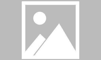开云下载-邮报：弗格森送医后首次露面，与球迷合照看起来精神很好
