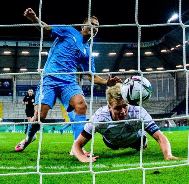 1634977013477086905.jpg 1634977013477086905.jpg